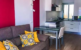 Modern Style Apartment With Quiet Surroundings